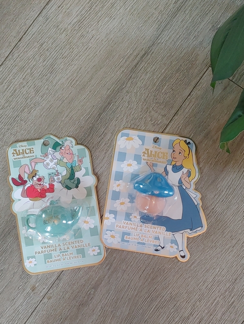 Free l Disney Alice in Wonderland Teal Teacup & Blue Mushroom Lip Balms